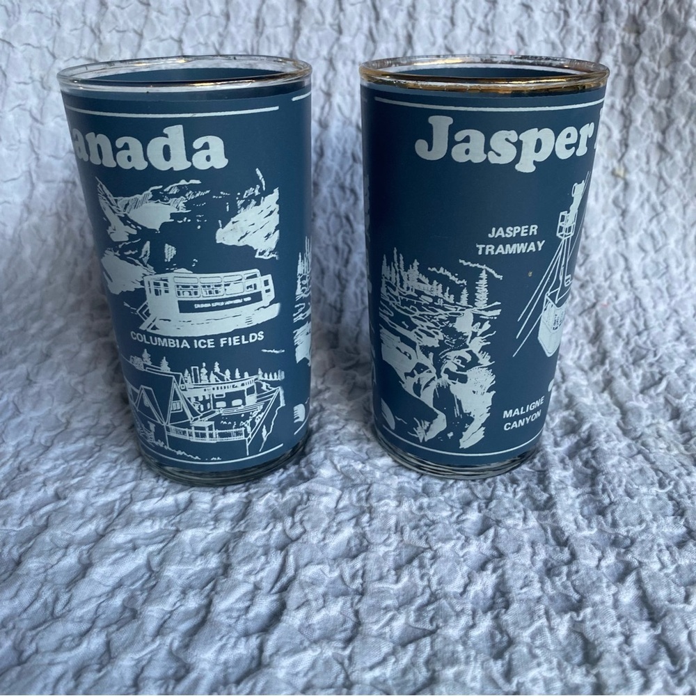 Vintage‎ Barware glasses Jasper Park Alberta Canada souvenir tumblers - Picture 2 of 8